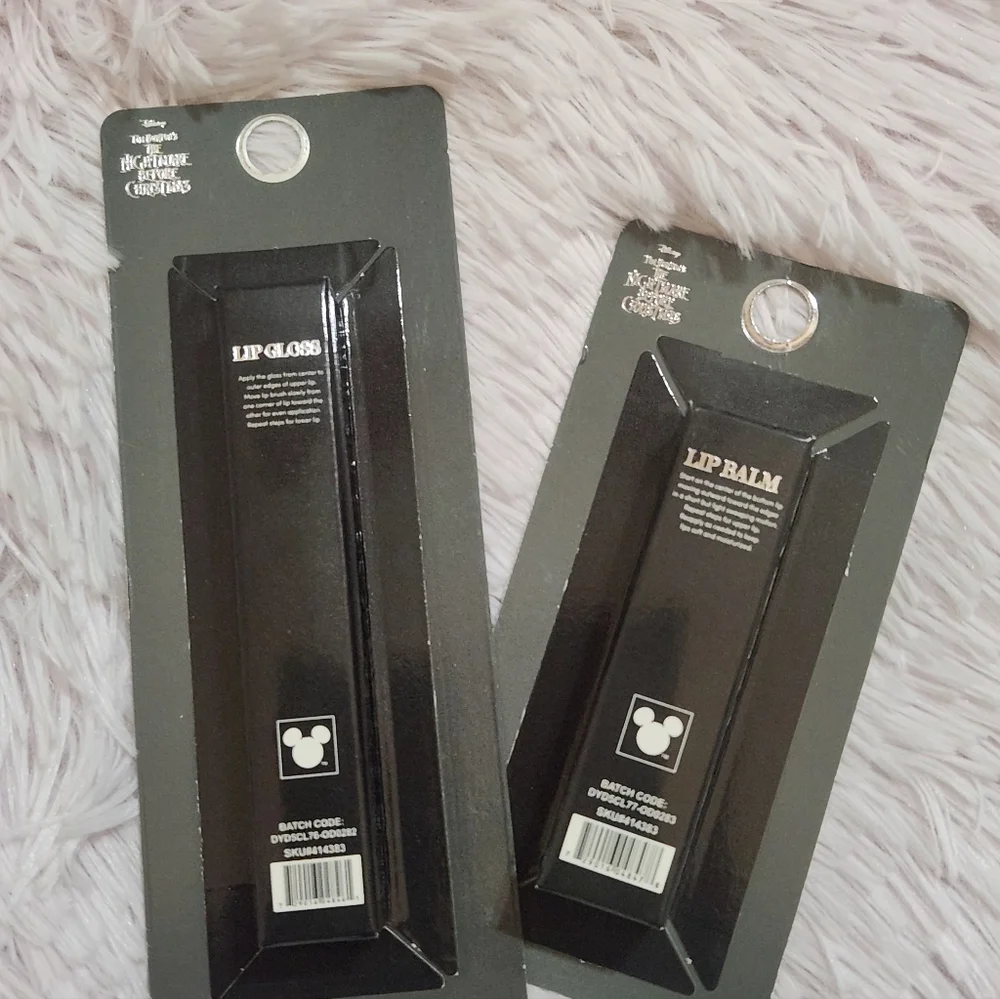 Disney set lip